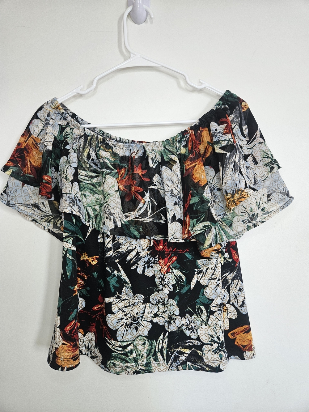 Laura Floral Off the Shoulder Blouse Medium M Ruffle Neckline Tropical Summer